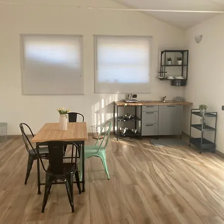 Bed & Breakfast La Fattoria Di Ema