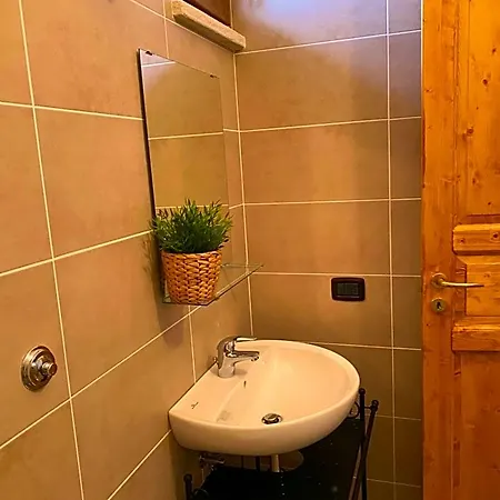 Bed & Breakfast La Fattoria Di Ema