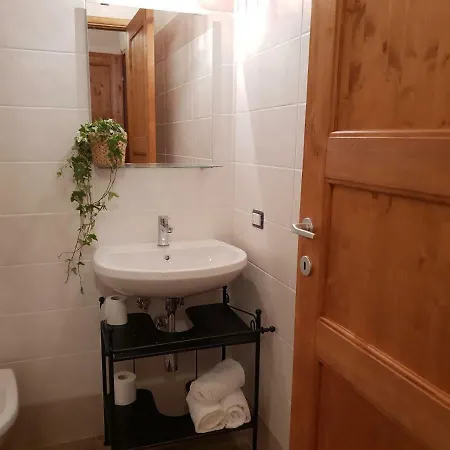 La Fattoria Di Ema Bed & Breakfast Terni